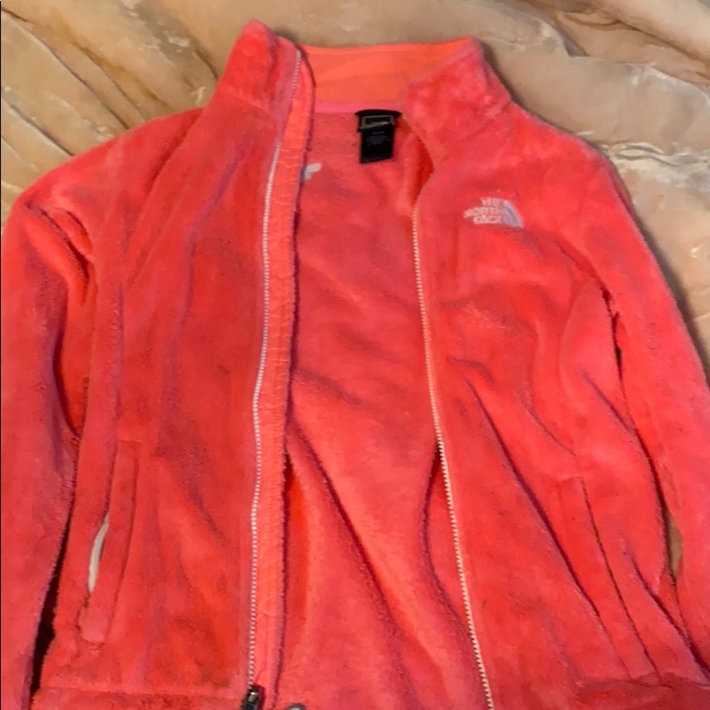pink north face hoodie